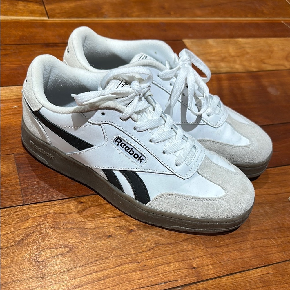 Reebok White and Gray Sneakers
